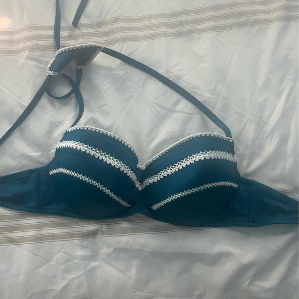 Bathing suit